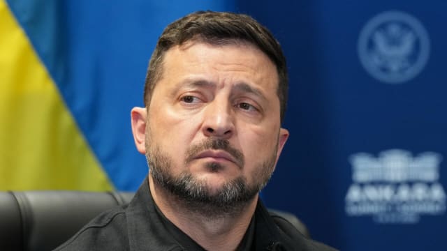 clădire industrială lovită, infrastructură energetică, Ucraina