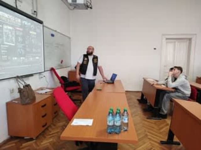 Widow's Sons Lugoj a vizitat liceul pentru discuții despre pasiune și responsabilitate pe motocicletă