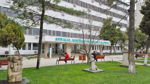 medici rezidenți discuție cu reprezentanți spital Slatina