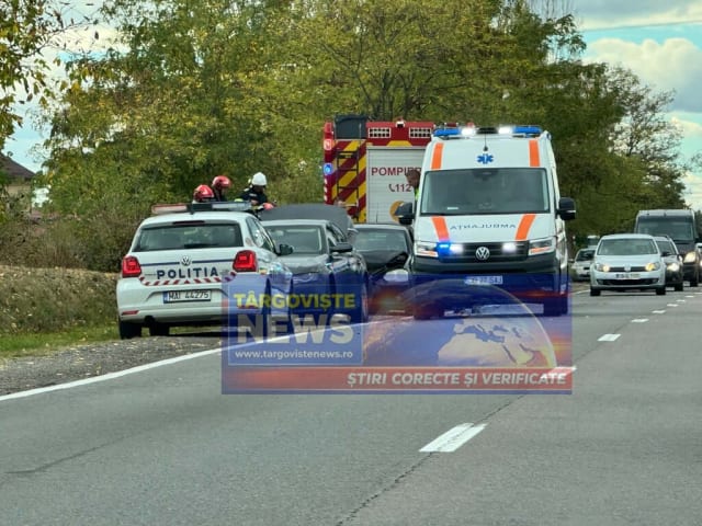 mașini avariate după accident pe DN 72A