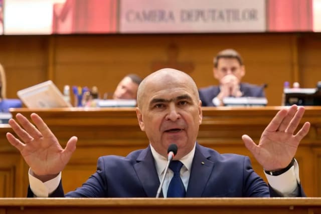 Sondaj Avangarde: Jumătate dintre români consideră greșită susținerea PNL pentru Guvernul Niculescu