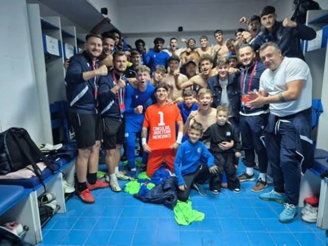stadionul municipal din Drobeta-Turnu Severin, meci de fotbal