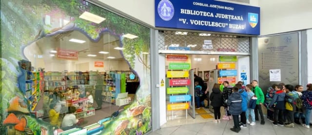 eveniment cultural și educațional la bibliotecă