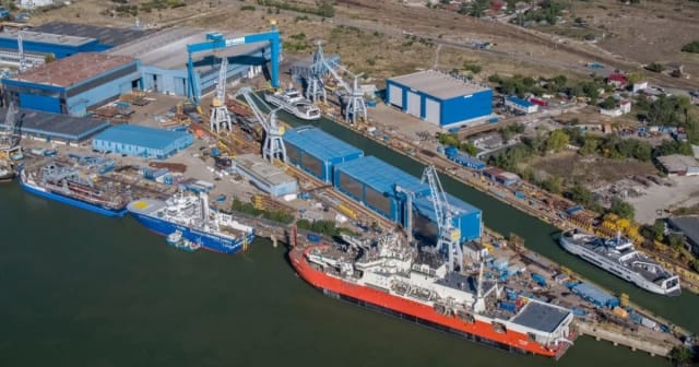 Lansare navă de croazieră la șantierul naval din Drobeta Turnu Severin