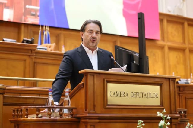 deputat cere demisia învățământ tulcean