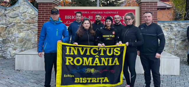 Jandarmi bistrițeni participând la ștafeta Veteranilor Invictus