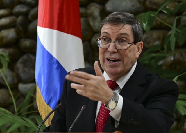 miniștri de externe în discuție la ONU
