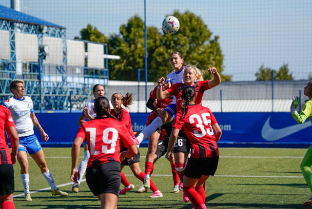 Meci de fotbal feminin în Miercurea Ciuc