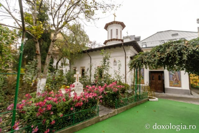 Sfântul Preot Mucenic Constantin Sârbu, pomenit în 23 octombrie, la rând cu Sfântul Apostol Iacov