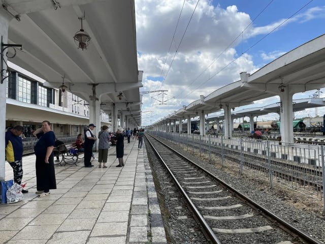 fațada modernizată a Gării de Nord din Timișoara