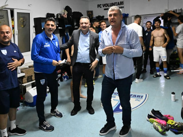 Florin Pîrvu la un meci al FC Voluntari