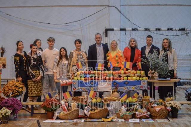 Elevi și profesori la Tezaurul Toamnei 2026