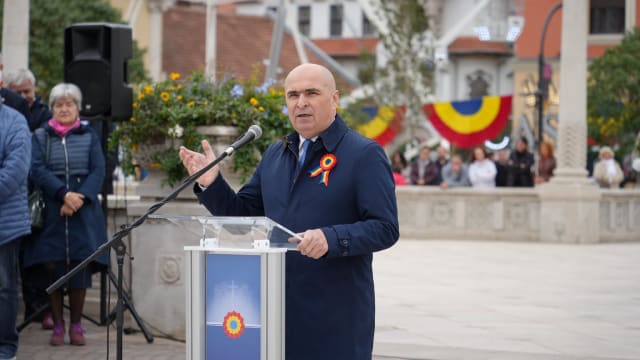 Ilie Bolojan la festivitatea de Ziua Armatei