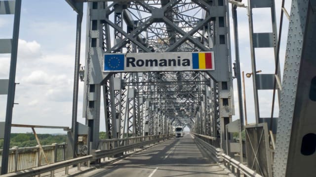 Podul Giurgiu-Ruse cu semafoare