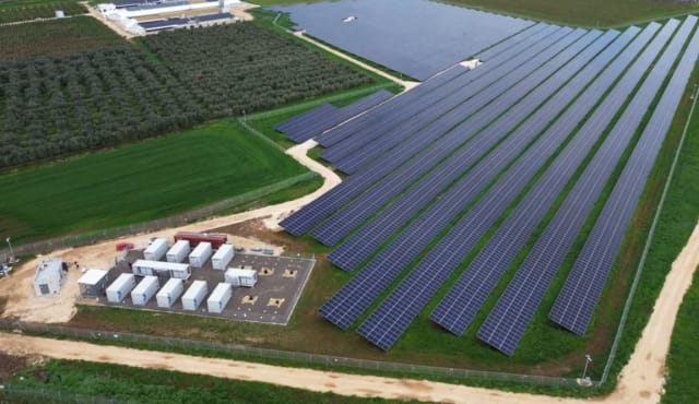Baterie de stocare energie solară