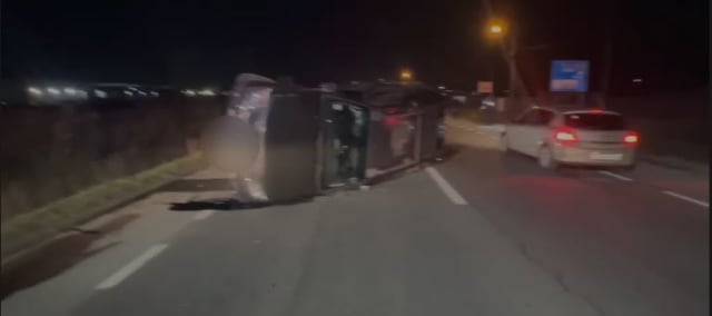 Accident rutier grav la Dej, două mașini implicate