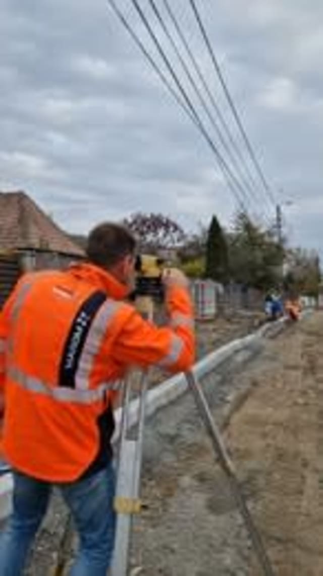 Lucrări de asfaltare pe străzile din Turda