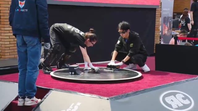 Roboți la RoboFest 2026, eveniment de robotică