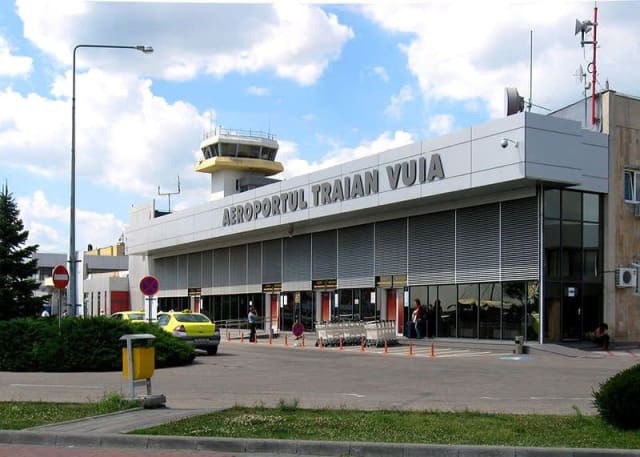 Lucrări la pista aeroportului din Timișoara