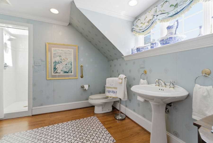 Yellow bedroom suite full bathroom