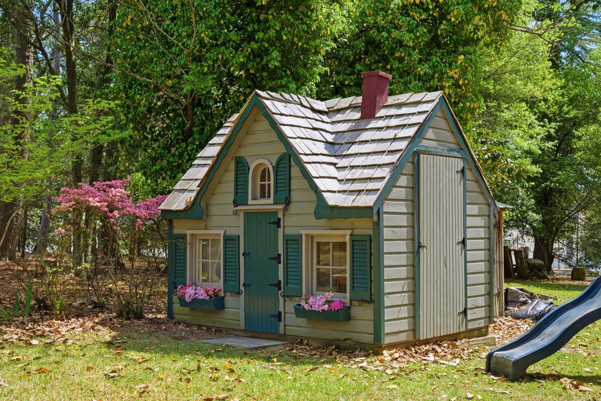 Garran Hill Wee Cottage  --  children's playhouse within the rear grounds