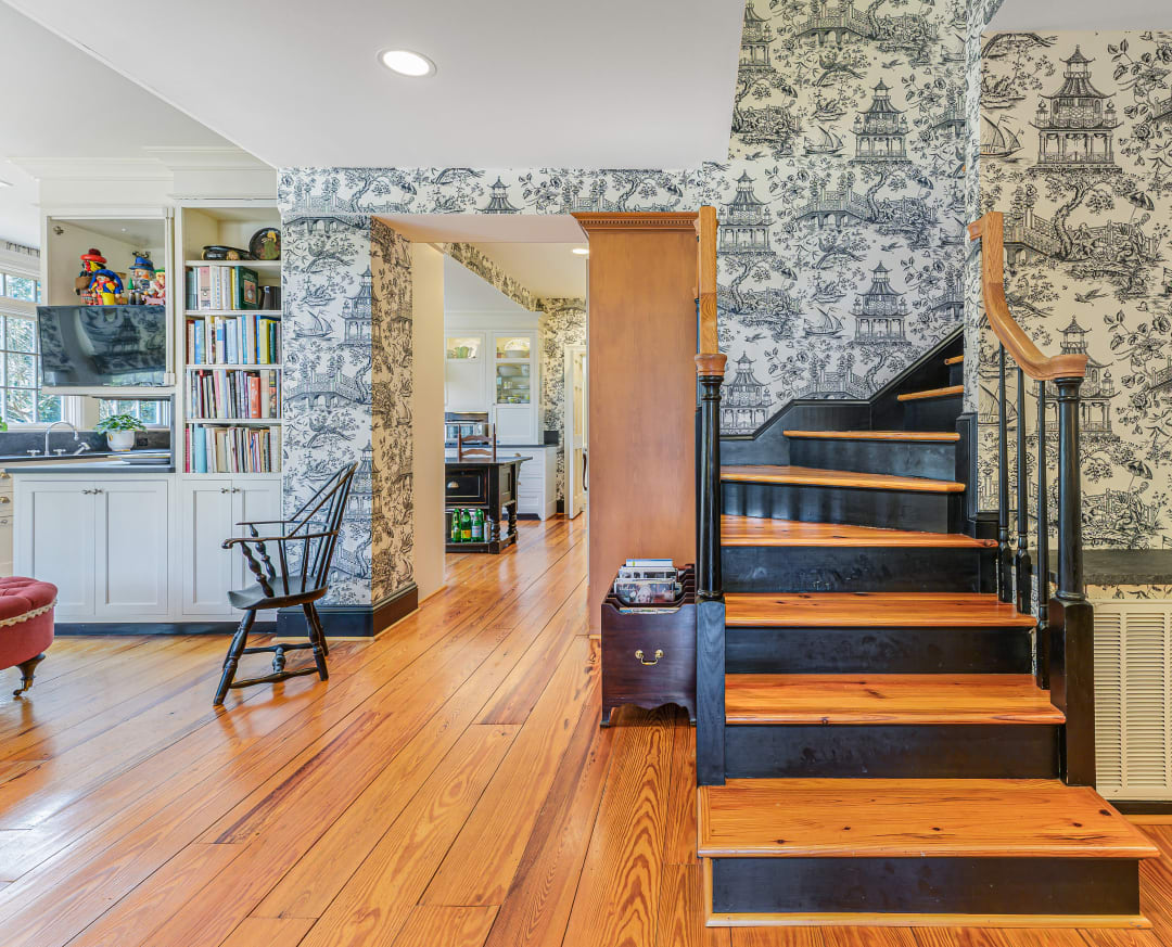 Heart pine staircase to second level