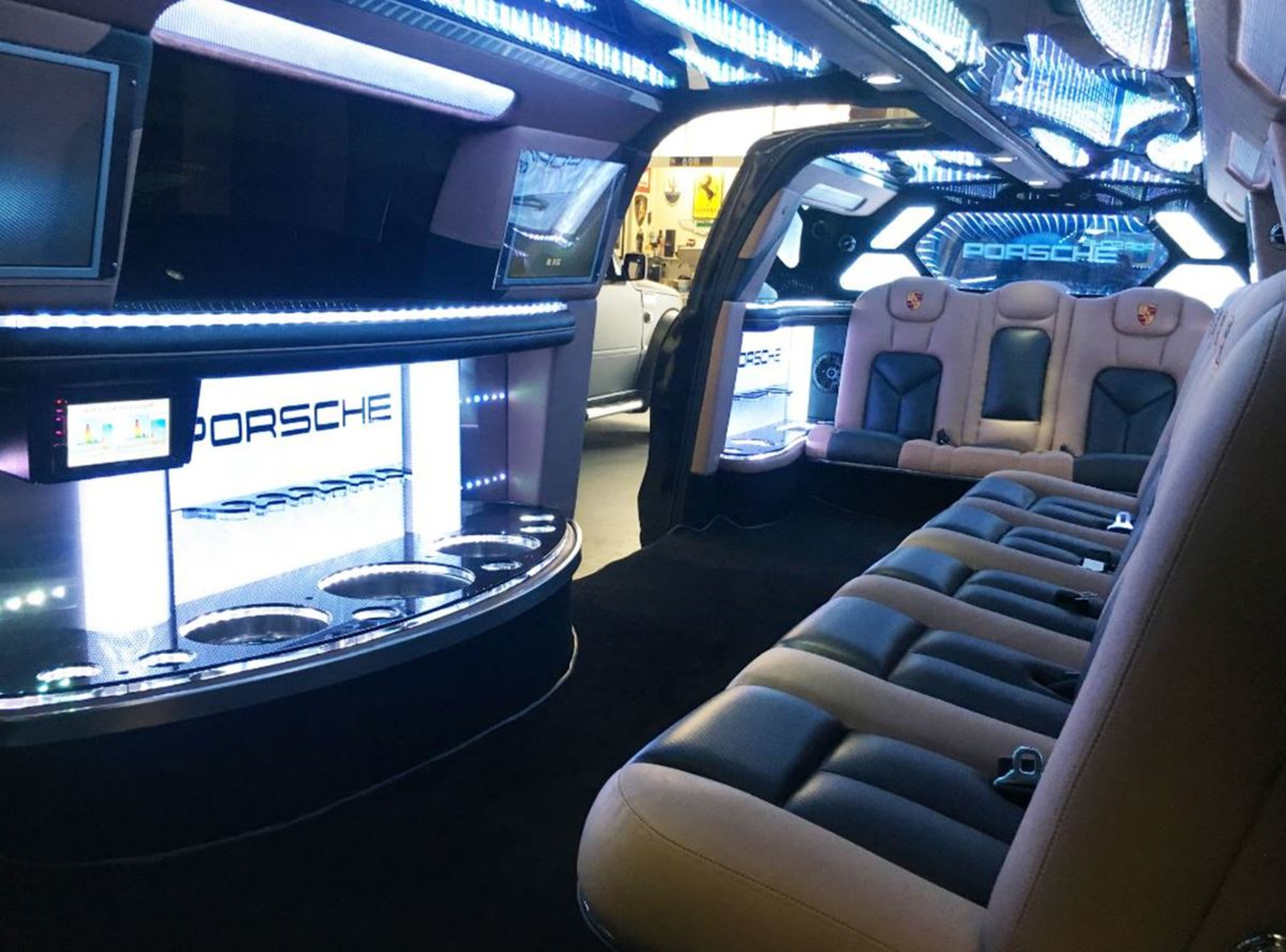 Hummer Limousines gallery image 14