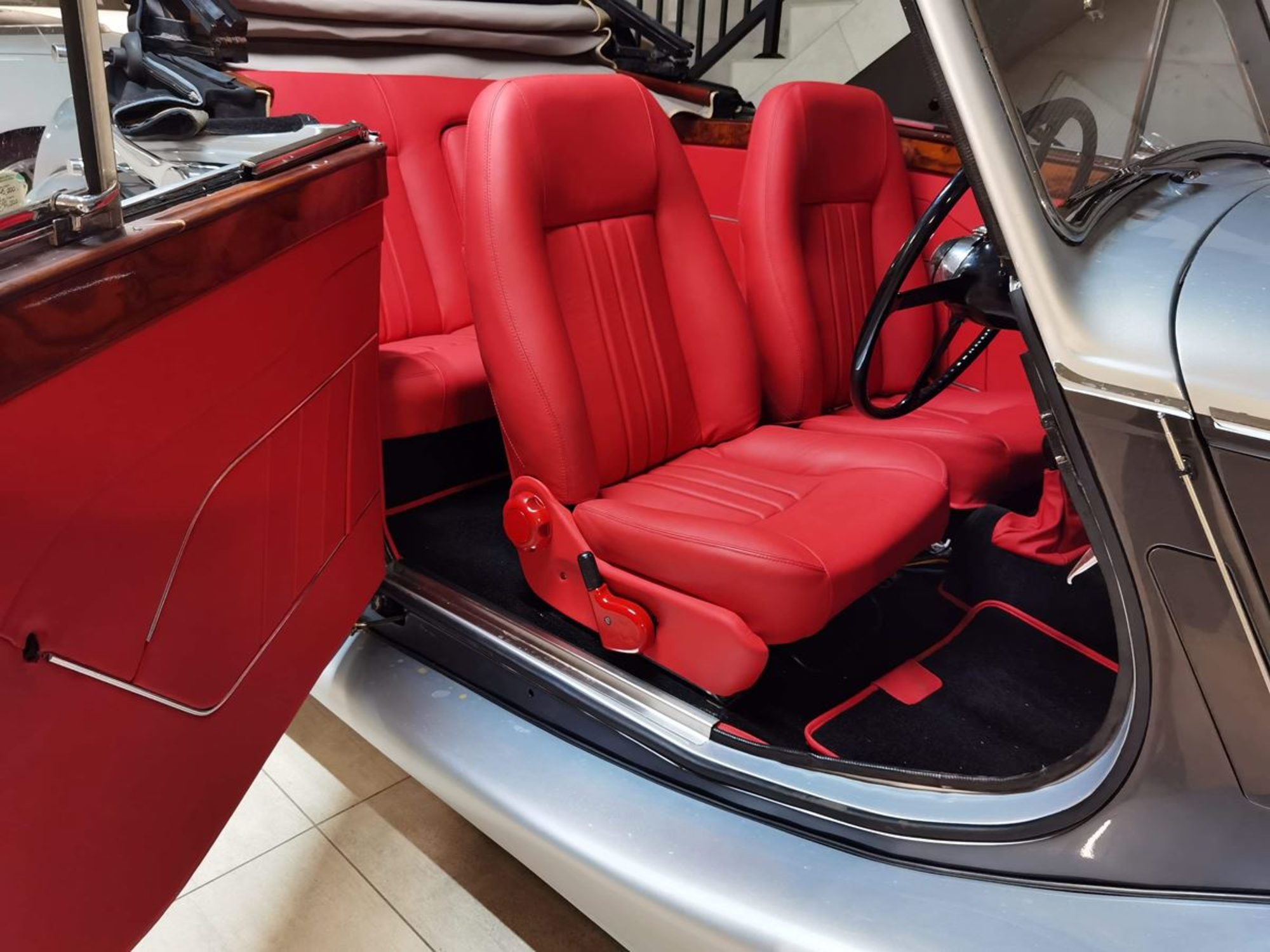 The Vintage Chauffeur gallery image 15