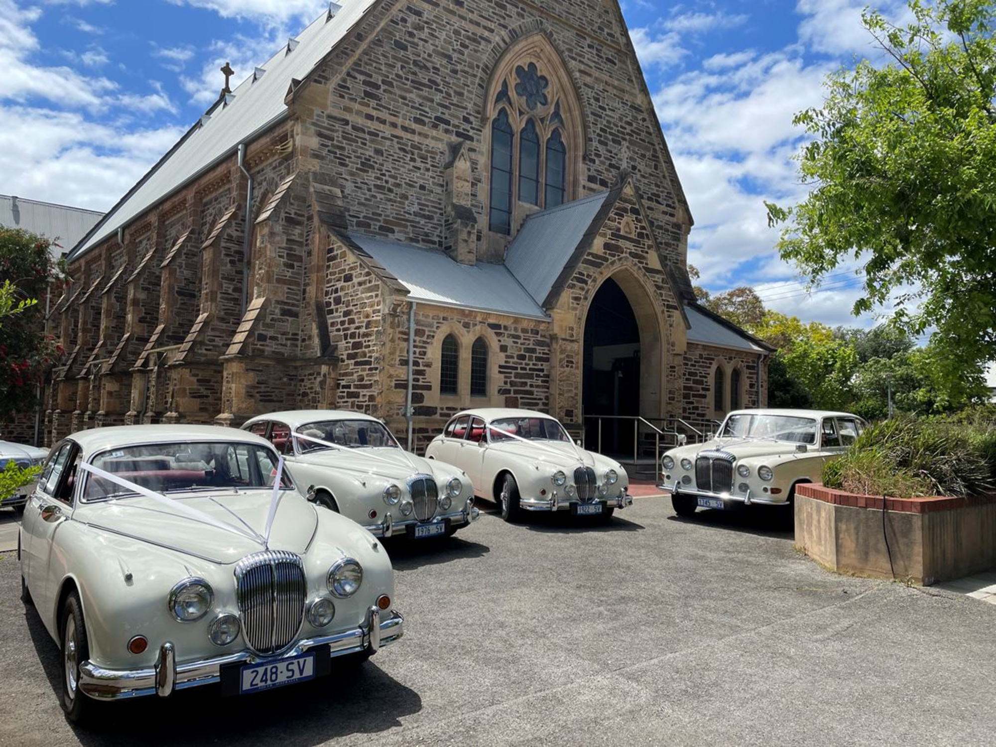 Jaguar Classic Hire gallery image 17