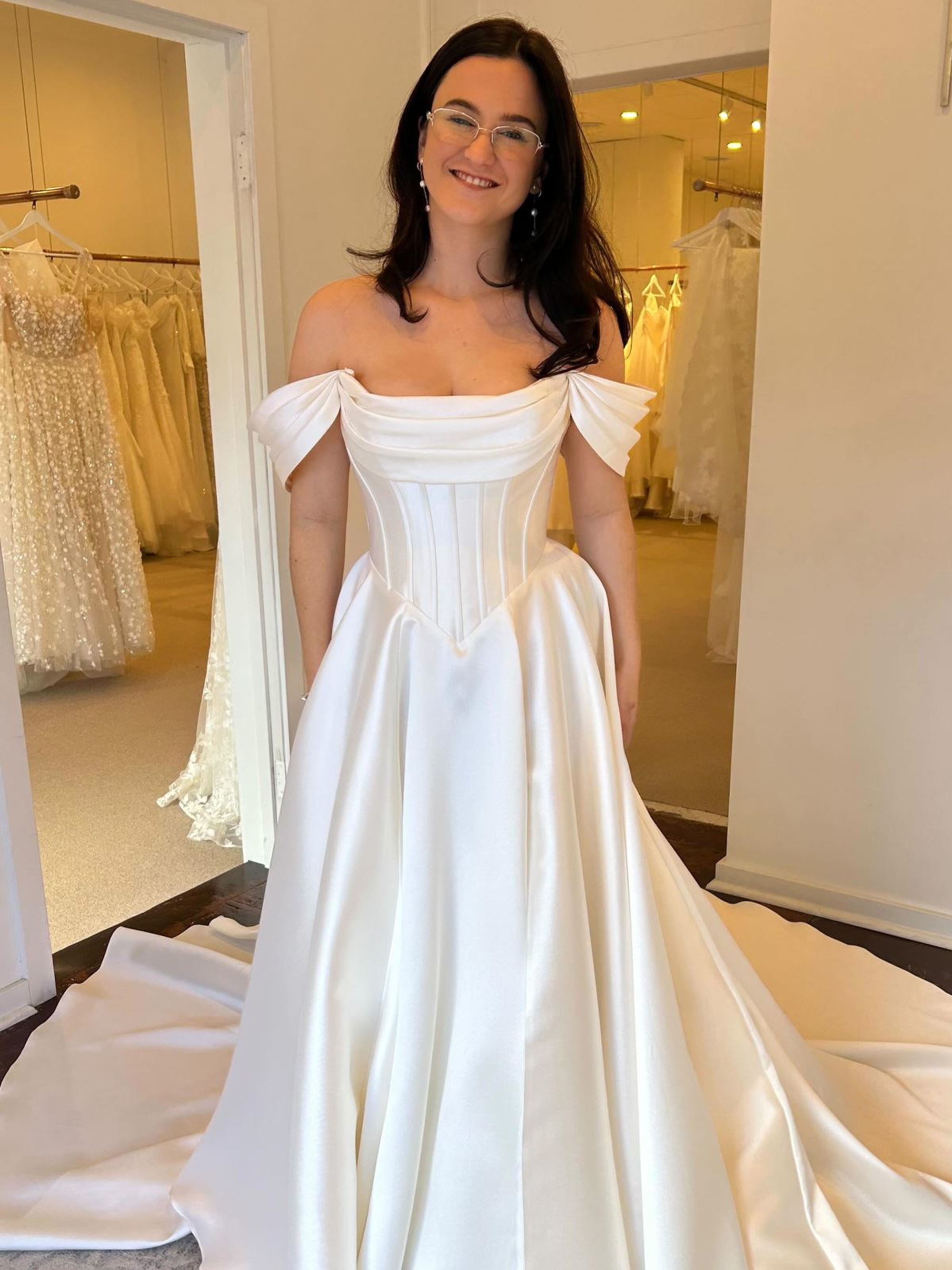 Hobnob Bridal gallery image 7