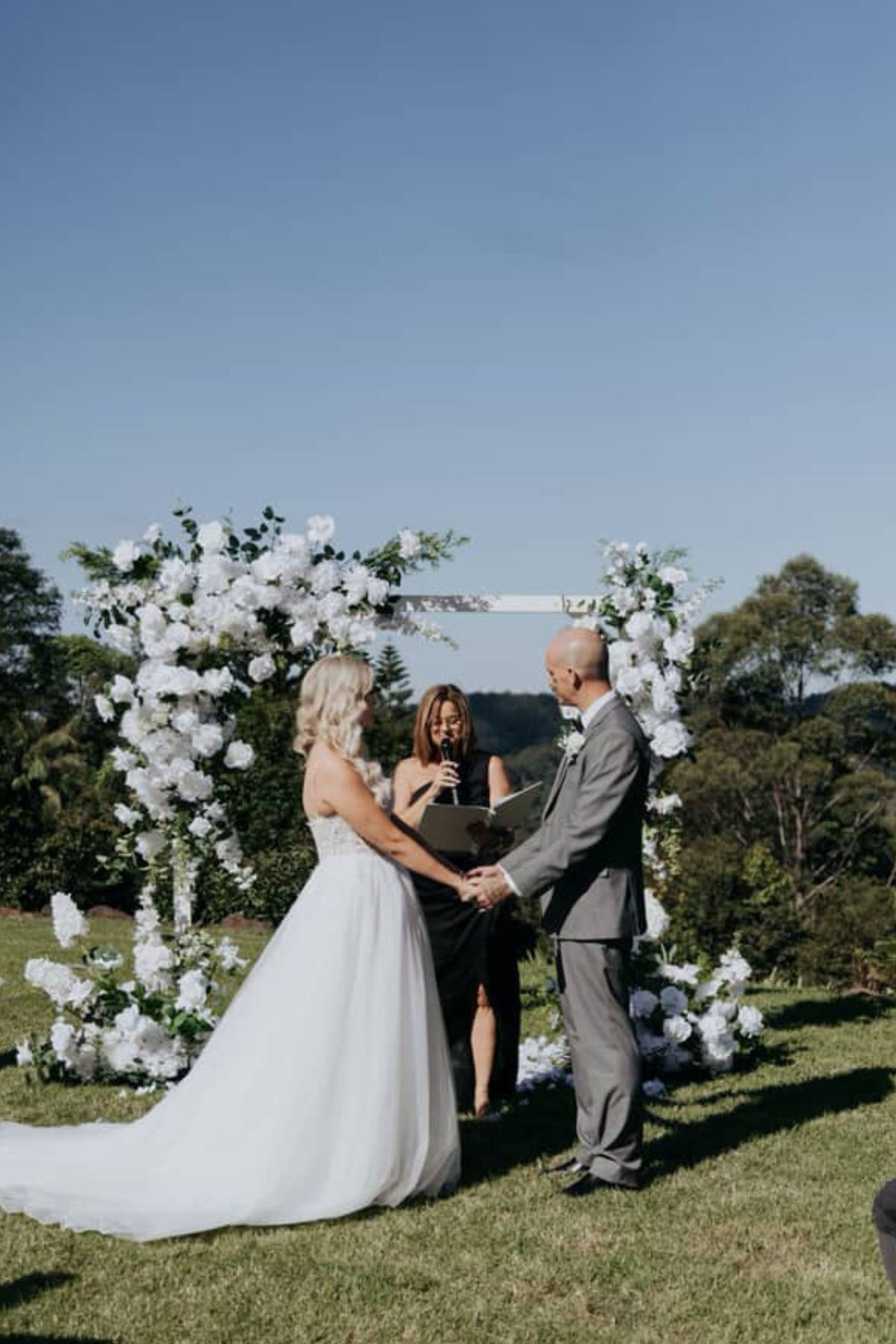 Sharon Laughton Celebrant gallery image 14