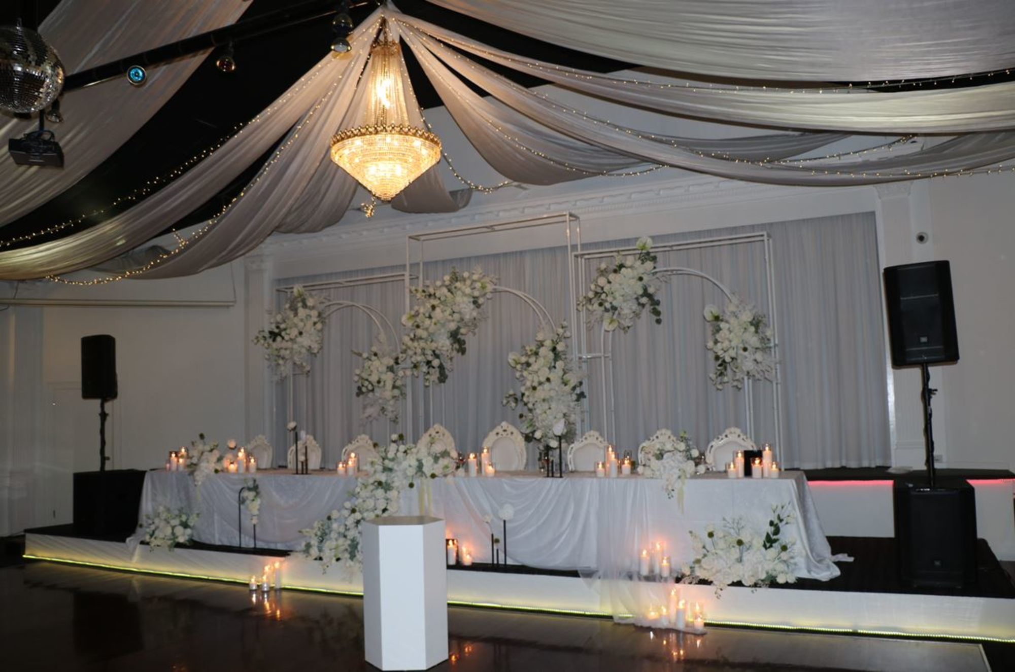 The Grand Ballroom gallery image 26