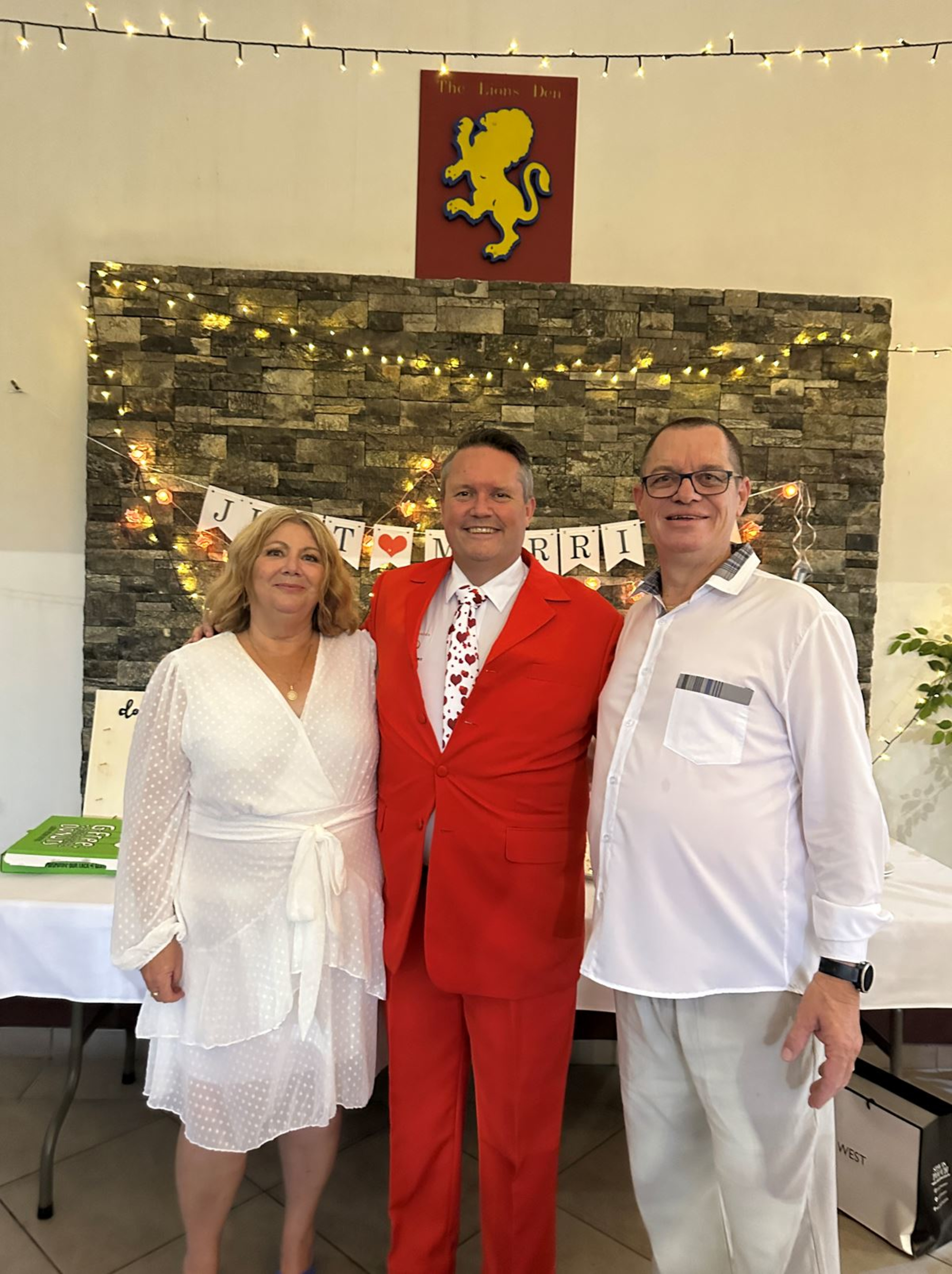 Mark Reynolds MR Celebrant gallery image 5