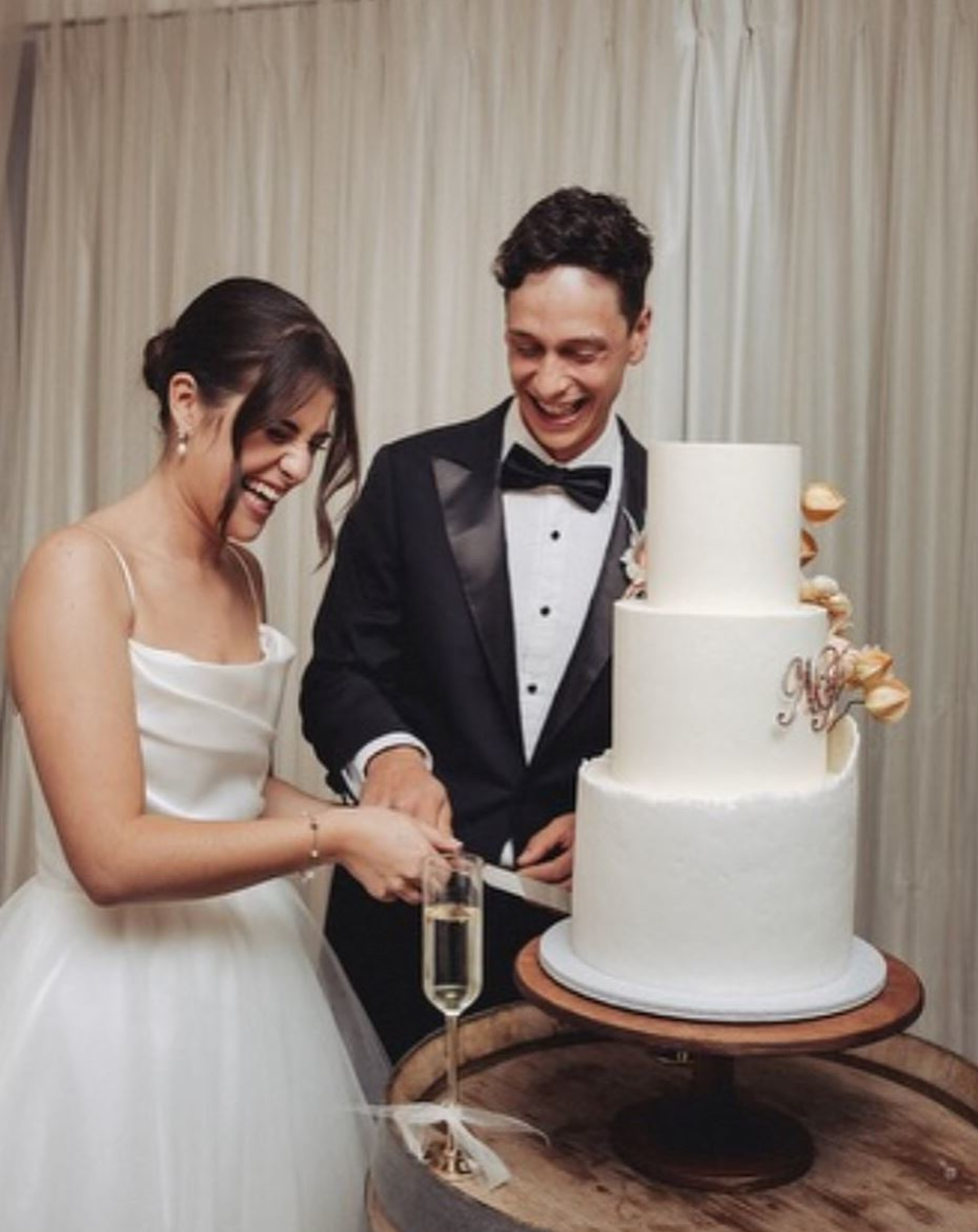 Robyn's Creative Cakes gallery image 30