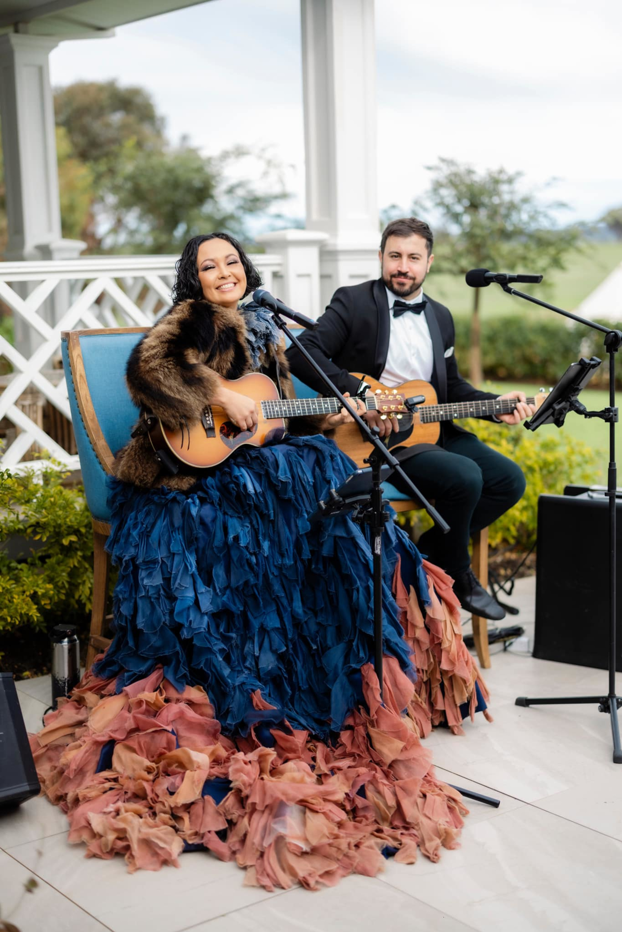 Champagne Wedding Duo gallery image 8
