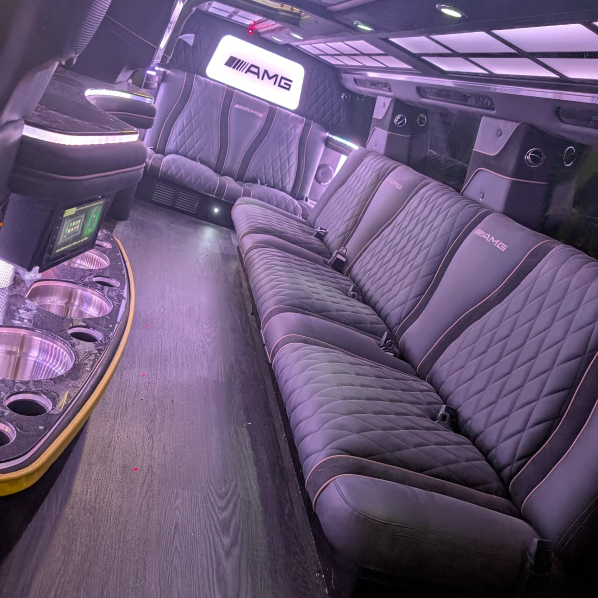 A Touch Of Silver Limousine & Car Hire gallery image 7