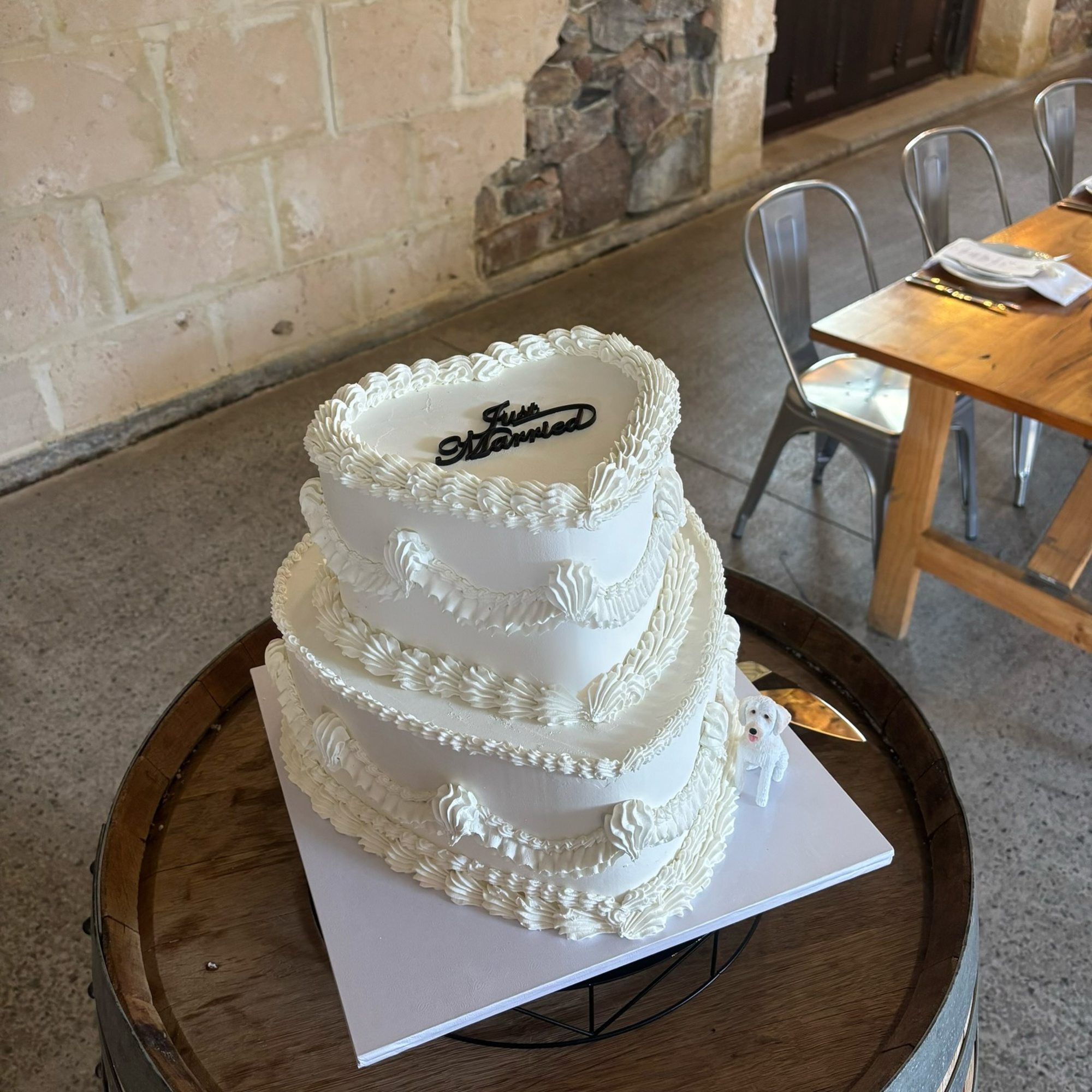 Robyn's Creative Cakes gallery image 8