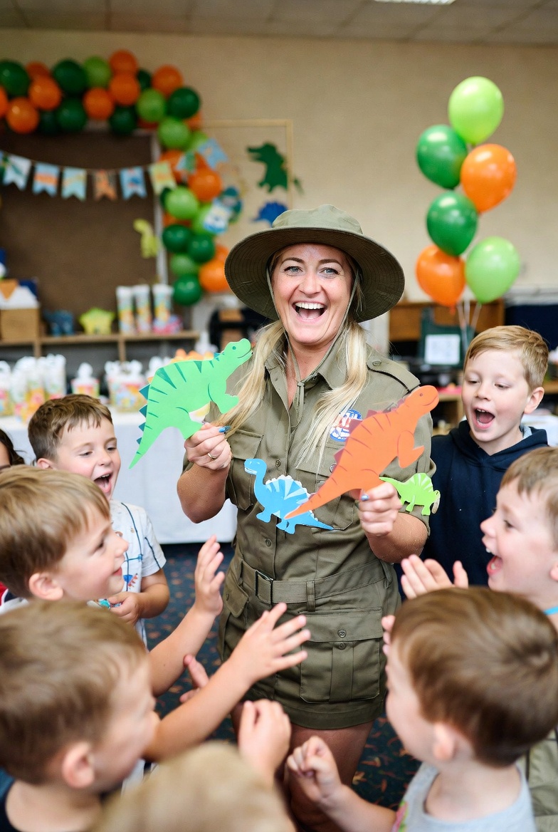 Dinosaur themed party decorations
