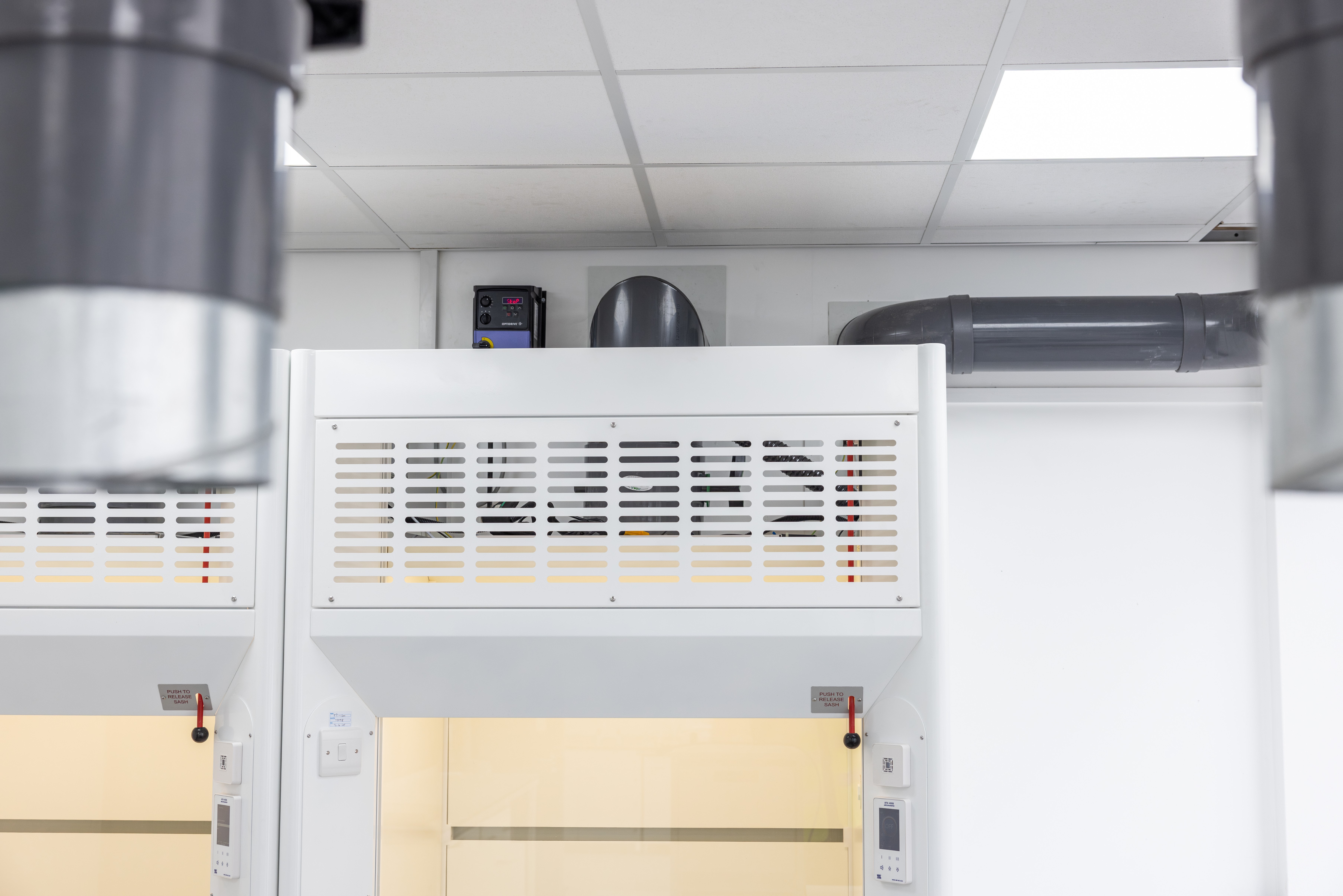 K8 Ducted Fume Cupboard