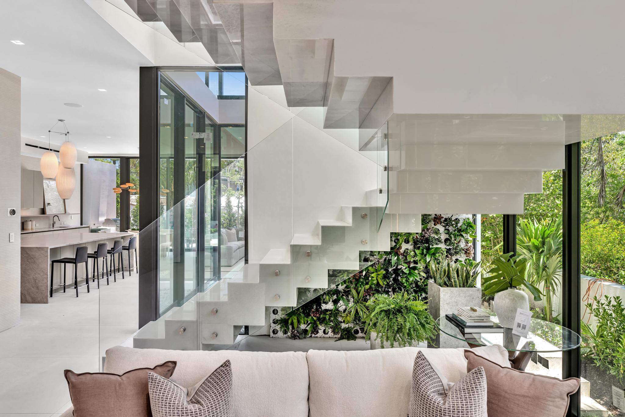 Sheridan modern residence - Image 13