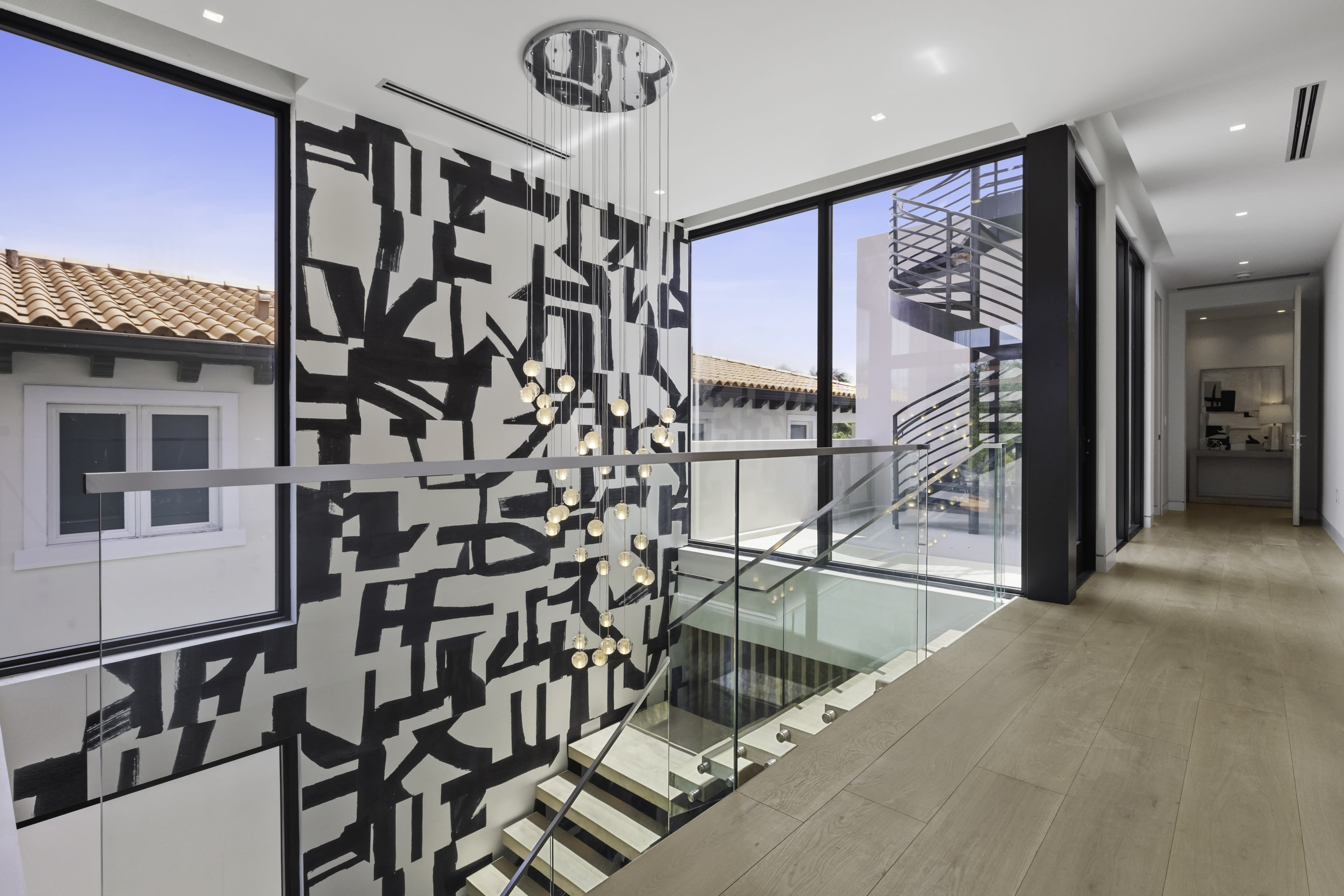 Waterfront Luxury state - Image 35