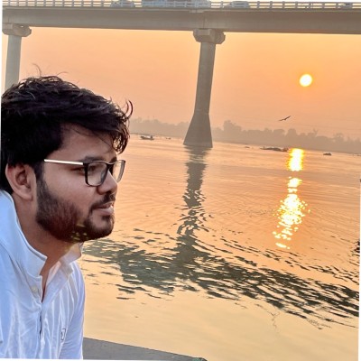 Profile of Vivek Saini