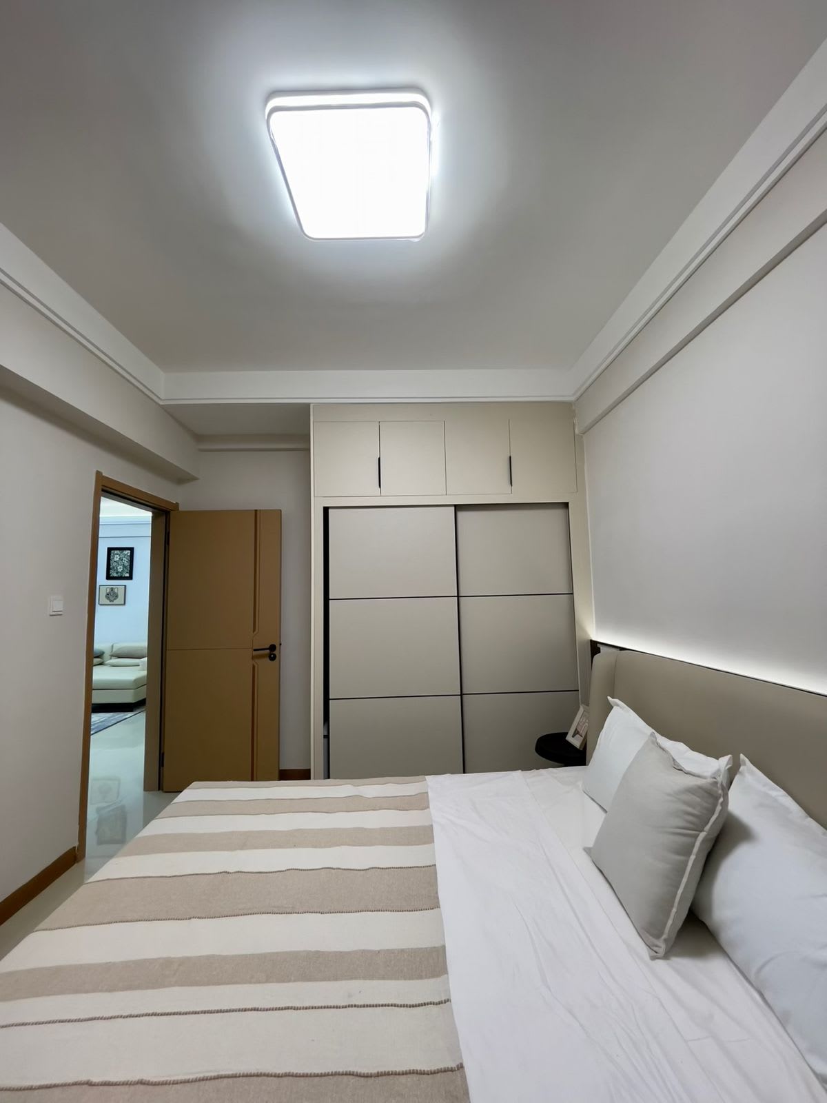 Cabinet spaces