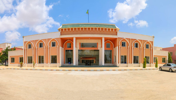 Alnukhbeh school