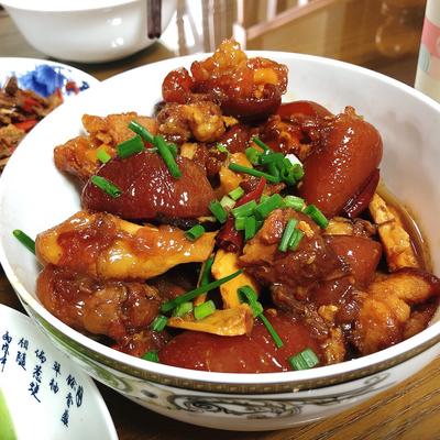 Braised Pig Trotters