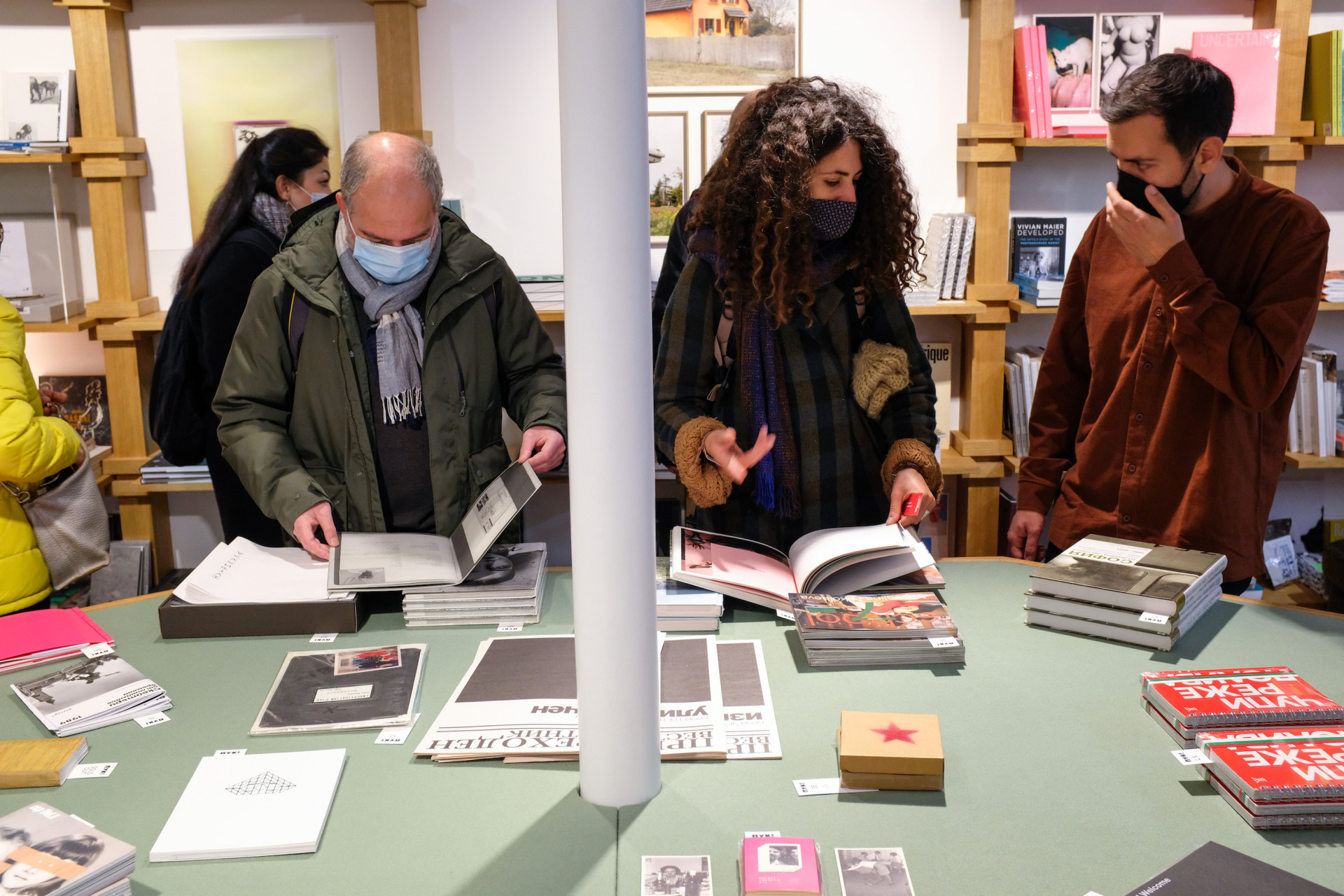 Тhe Bulgarian Photobook Scеne at delpire & co