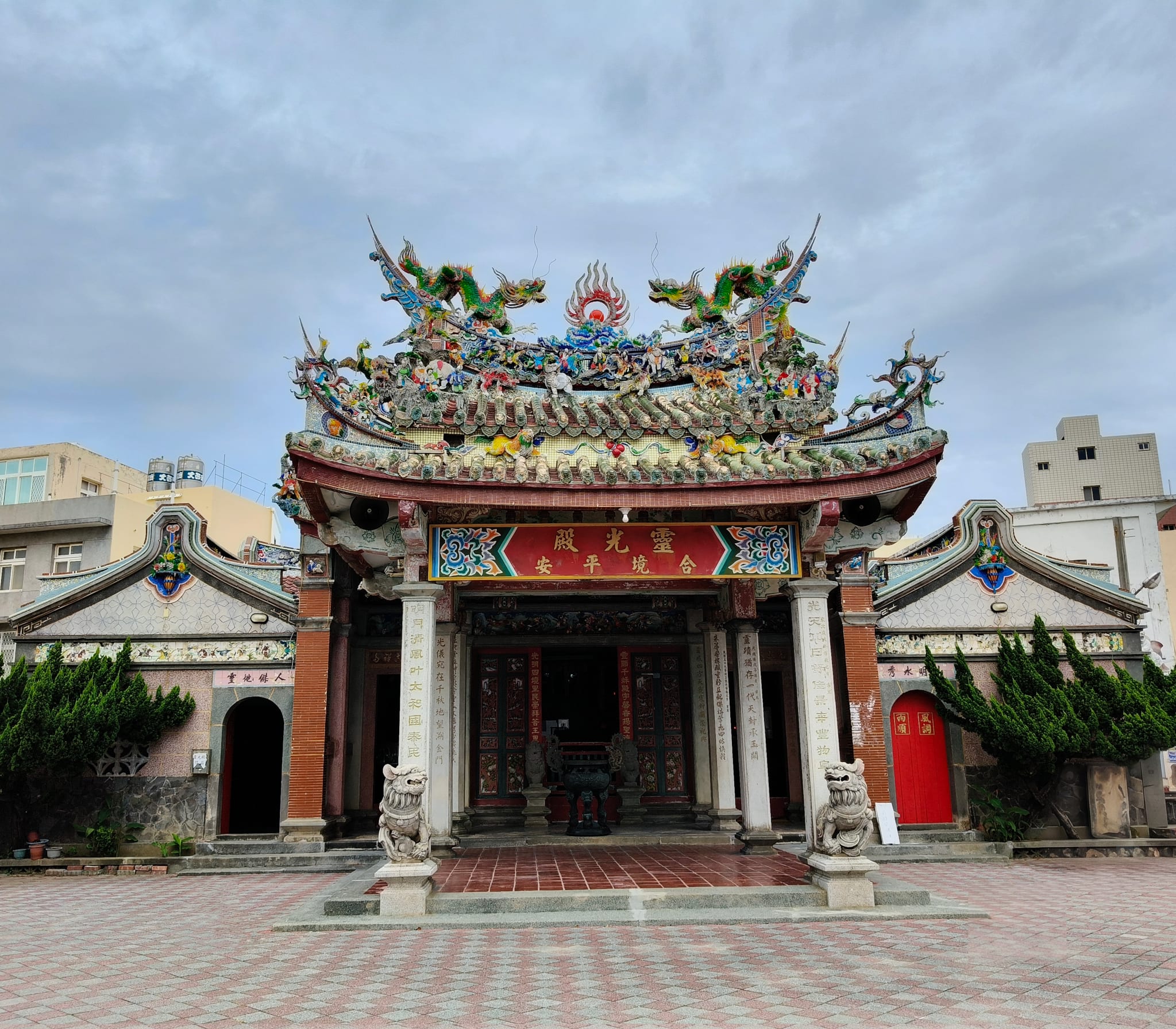 The Mysterious Guardian of the Island: "Lingguang Temple" in Magong's Guangrong Neighborhood and the Folk Memory of Huoshaoping