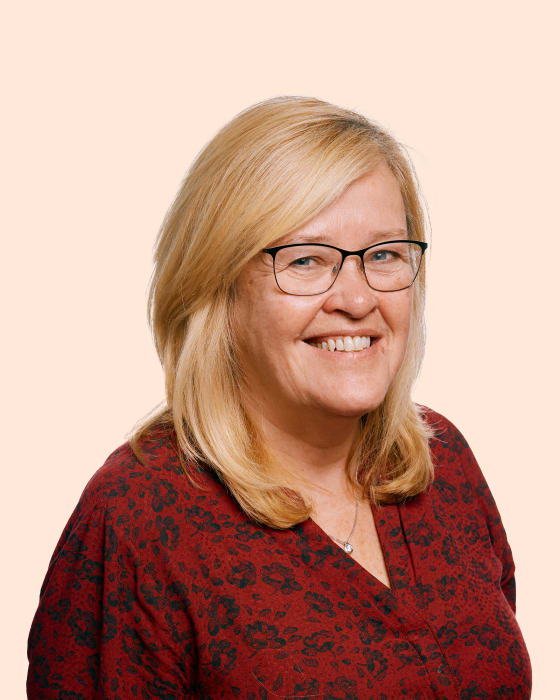 Julia Porter portrait image