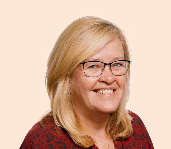 Julia Porter portrait image