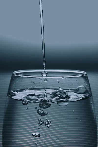glass-of-water-purified-with-hydrachem-products